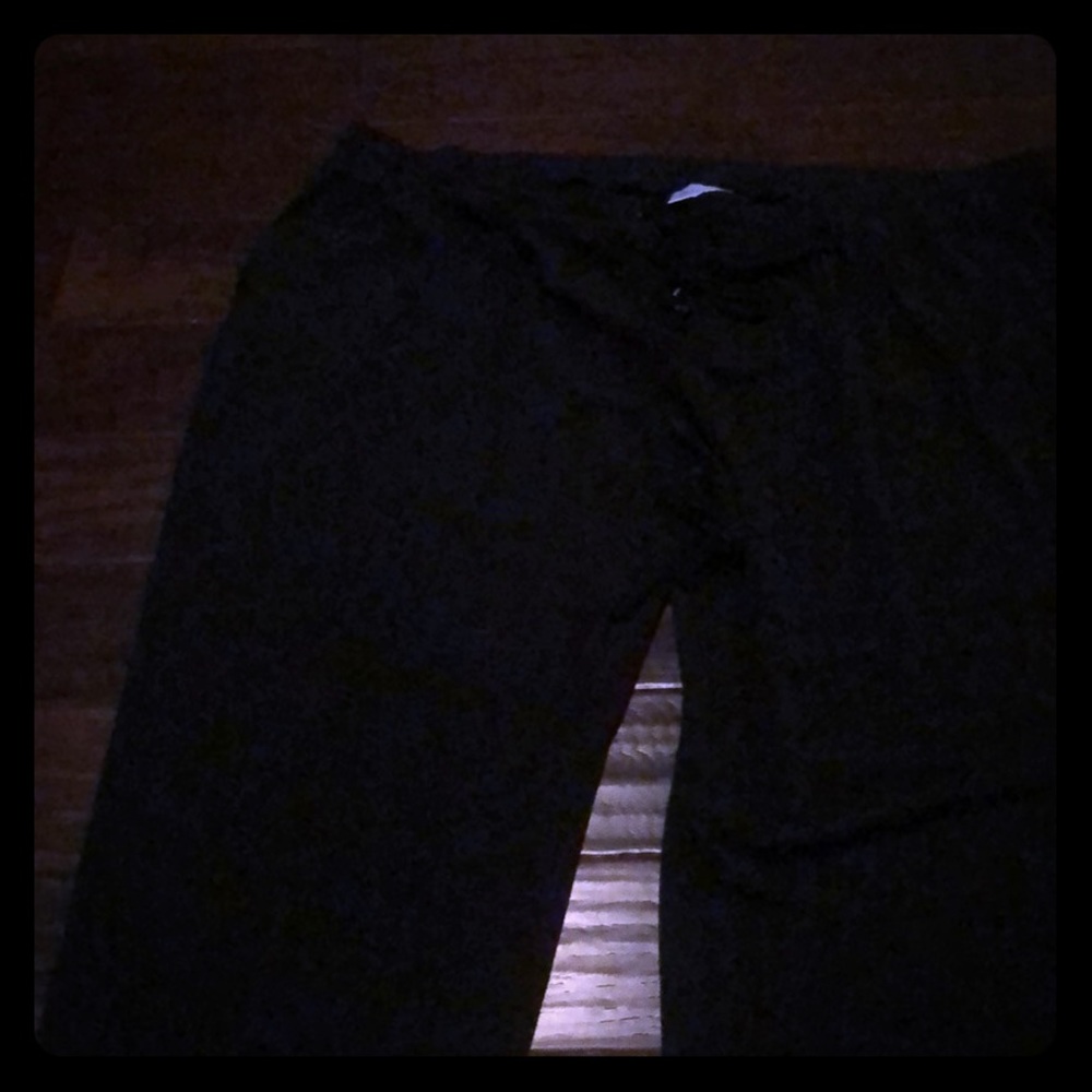 Avenue black pants size 26/28